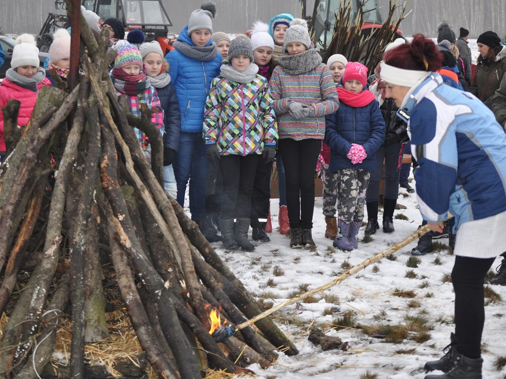 Kulig uczniów klas czwartych i piątych SP Łyszkowice [galeria zdjęć]