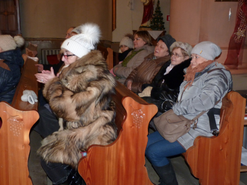 Wspólne kolędowanie ze strykowską orkiestrą [zdjęcia]