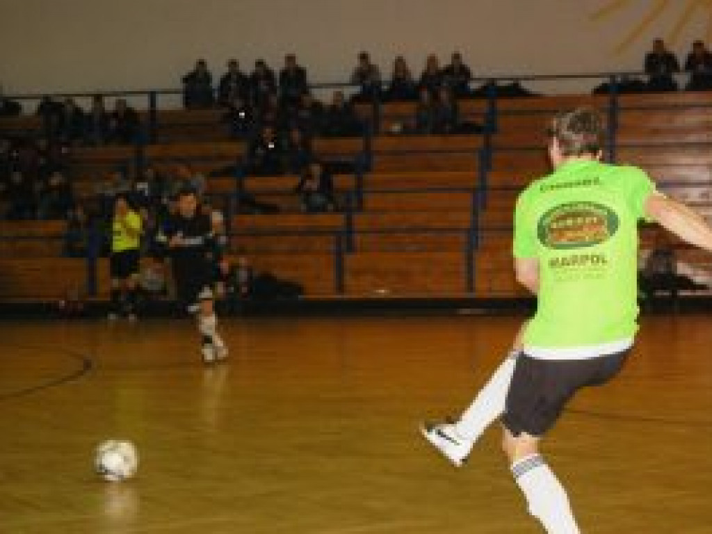 Renix przegrywał 0:2, ale wygrał po rzutach karnych