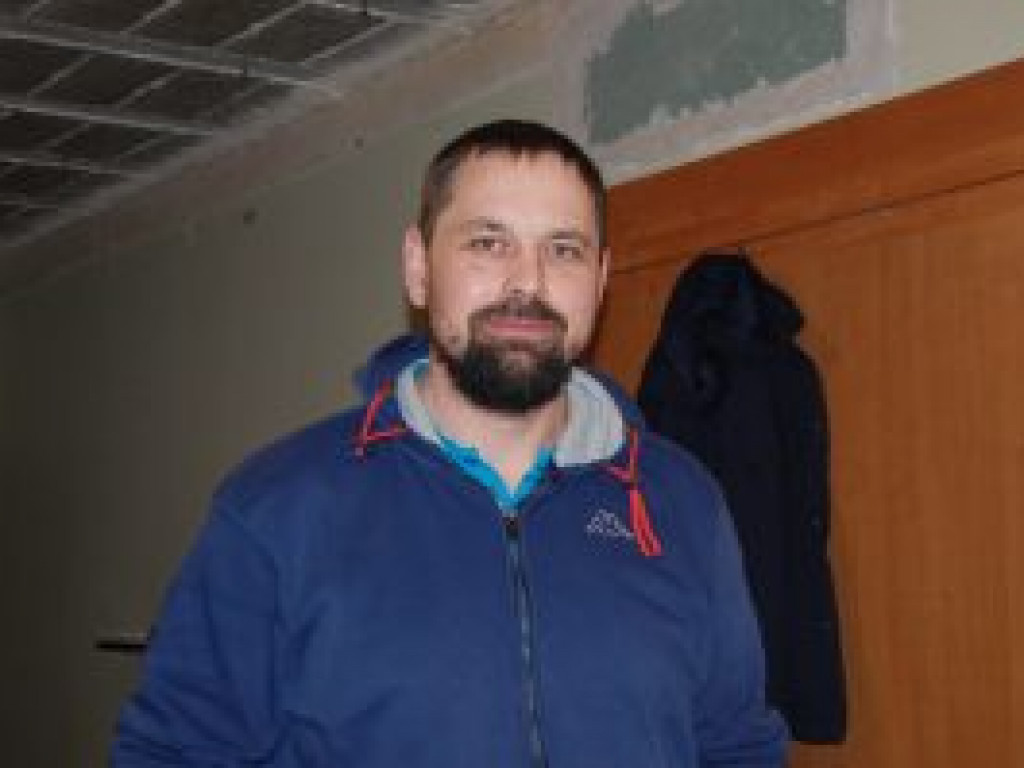 Kolejny gracz darta na pokładzie