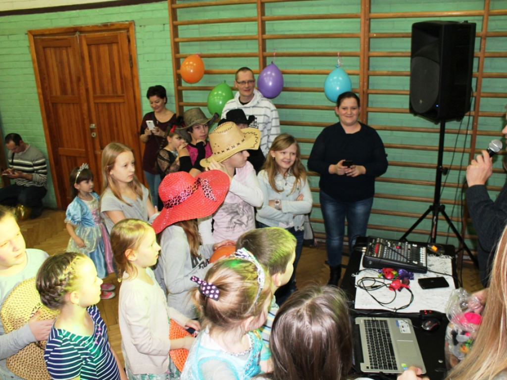 Zabawa noworoczna na osiedlu Kostka [galeria zdjęć]
