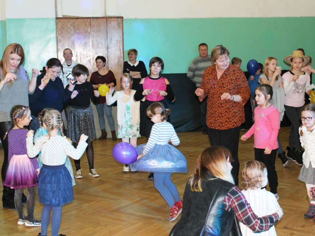 Zabawa noworoczna na osiedlu Kostka [galeria zdjęć]