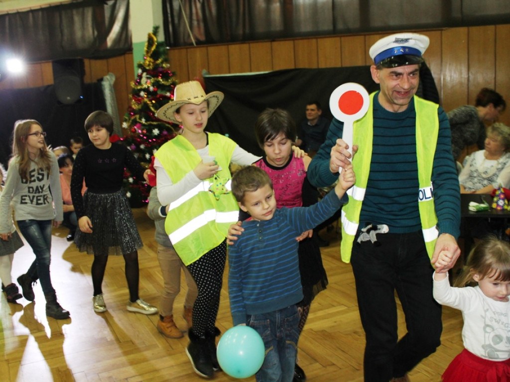 Zabawa noworoczna na osiedlu Kostka [galeria zdjęć]
