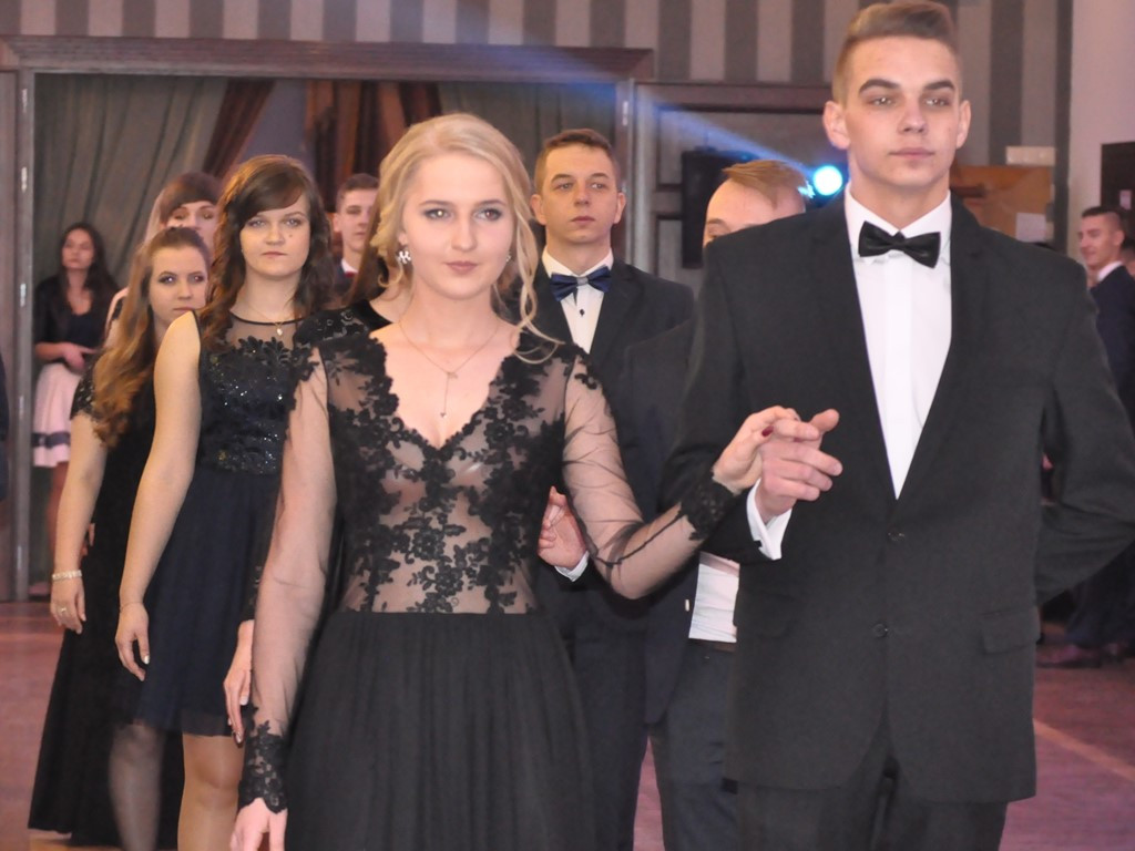 Studniówka I Liceum Ogólnokształcącego w Łowiczu - galeria zdjęć