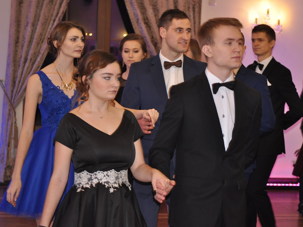 Studniówka I Liceum Ogólnokształcącego w Łowiczu - galeria zdjęć