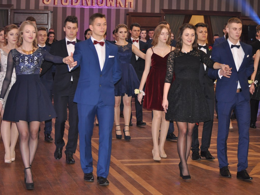 Studniówka I Liceum Ogólnokształcącego w Łowiczu - galeria zdjęć