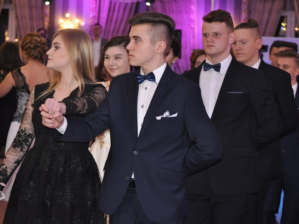 Studniówka I Liceum Ogólnokształcącego w Łowiczu - galeria zdjęć