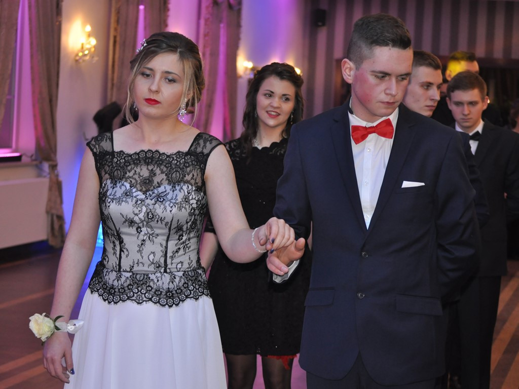 Studniówka I Liceum Ogólnokształcącego w Łowiczu - galeria zdjęć