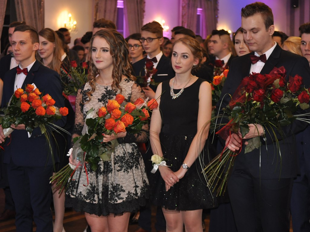 Studniówka I Liceum Ogólnokształcącego w Łowiczu - galeria zdjęć