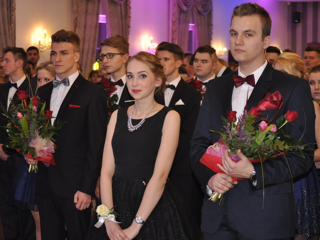 Studniówka I Liceum Ogólnokształcącego w Łowiczu - galeria zdjęć