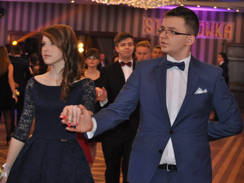 Studniówka I Liceum Ogólnokształcącego w Łowiczu - galeria zdjęć