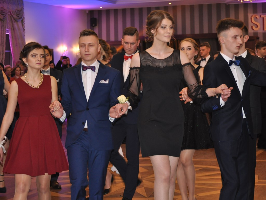 Studniówka I Liceum Ogólnokształcącego w Łowiczu - galeria zdjęć