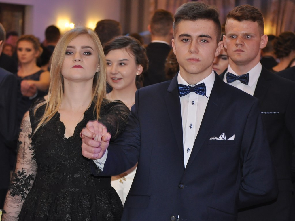 Studniówka I Liceum Ogólnokształcącego w Łowiczu - galeria zdjęć