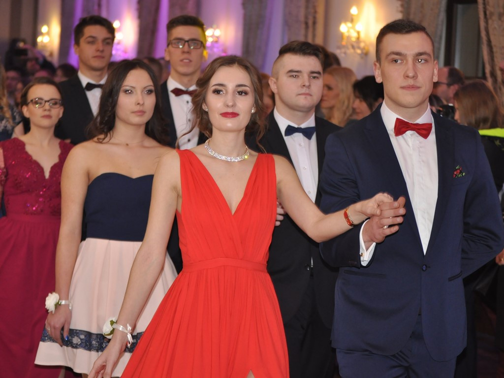 Studniówka I Liceum Ogólnokształcącego w Łowiczu - galeria zdjęć