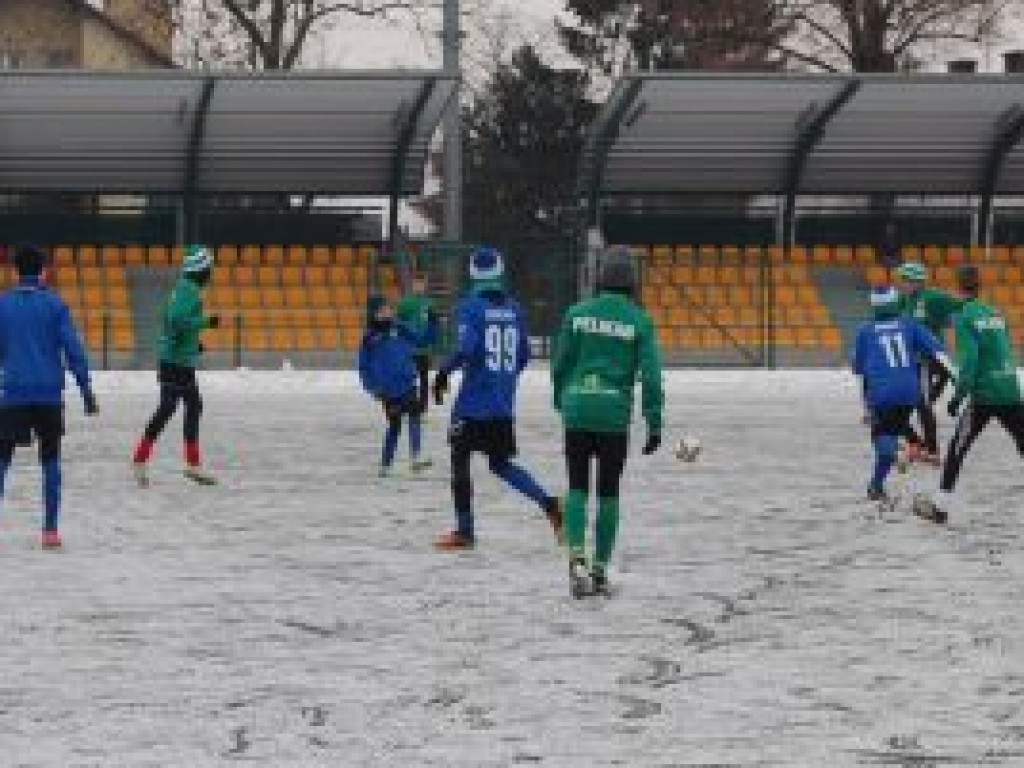 Pierwszy sparing Pelikana-2002 na remis