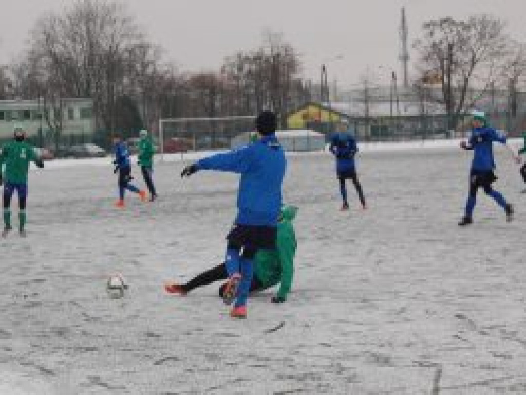 Pierwszy sparing Pelikana-2002 na remis