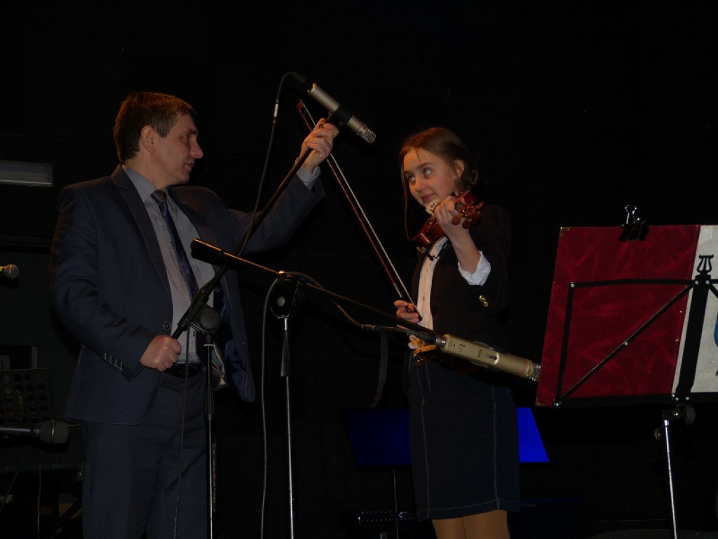 Karnawałowy koncert dzieci z Ogniska Muzycznego