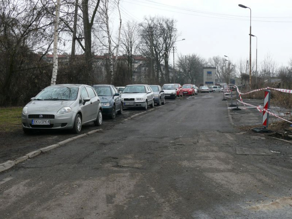 Kierowcy - nie parkujcie na ul. Dworcowej
