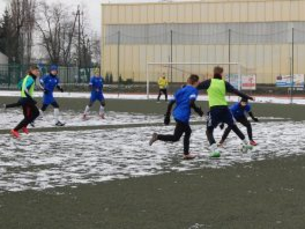 Pelikan-2001 znokautował Unię Skierniewice
