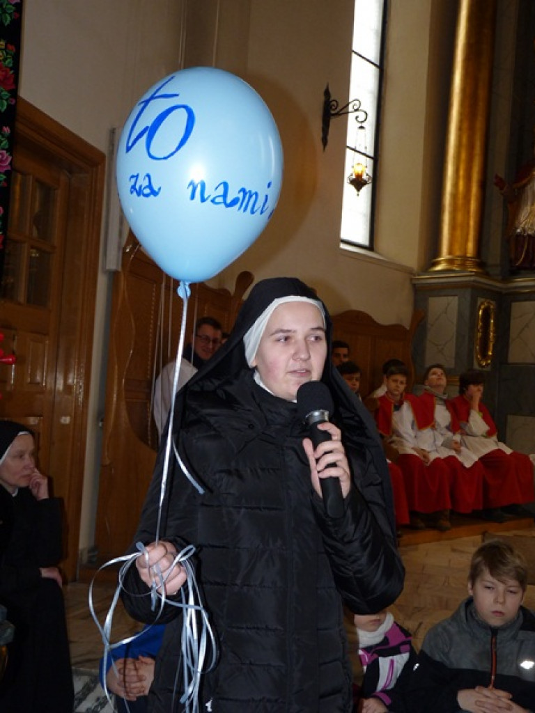 Przedszkolaki na Balu u Pana Jezusa