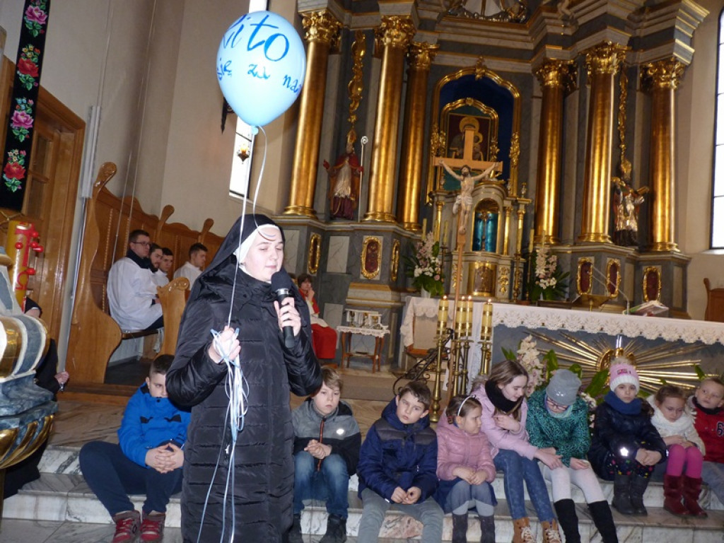 Przedszkolaki na Balu u Pana Jezusa