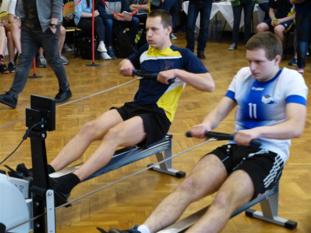 Powiatowe mistrzostwa na ergometrze wioślarskim
