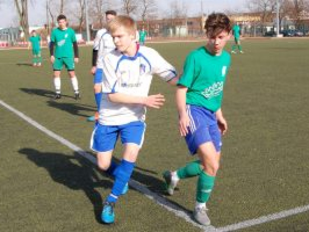 Pelikan-2000 wygrał zasłużenie, ale mogło być lepiej