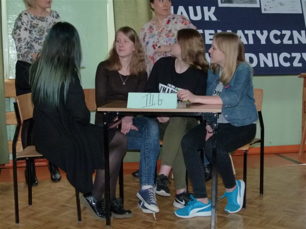 Dzień Nauk Matematyczno-Przyrodniczych w ZSLG w Głownie