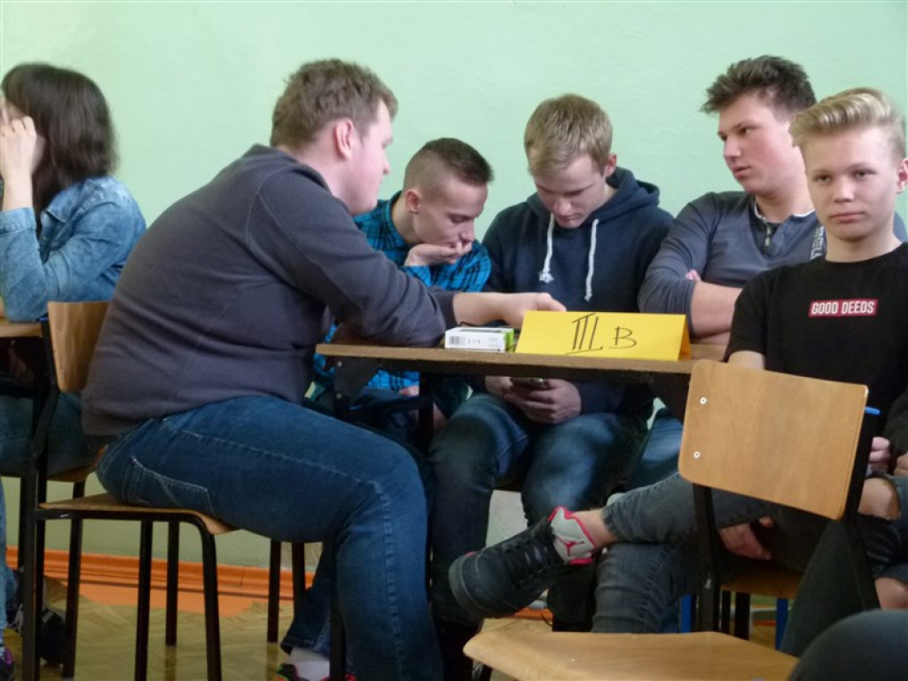 Dzień Nauk Matematyczno-Przyrodniczych w ZSLG w Głownie