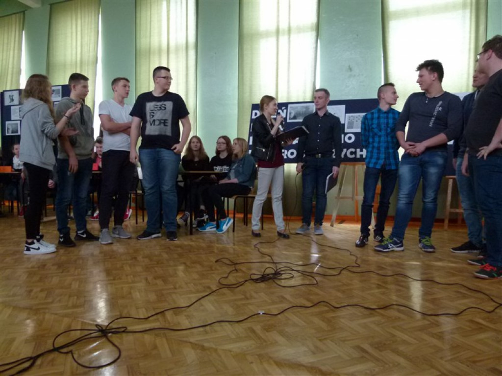 Dzień Nauk Matematyczno-Przyrodniczych w ZSLG w Głownie