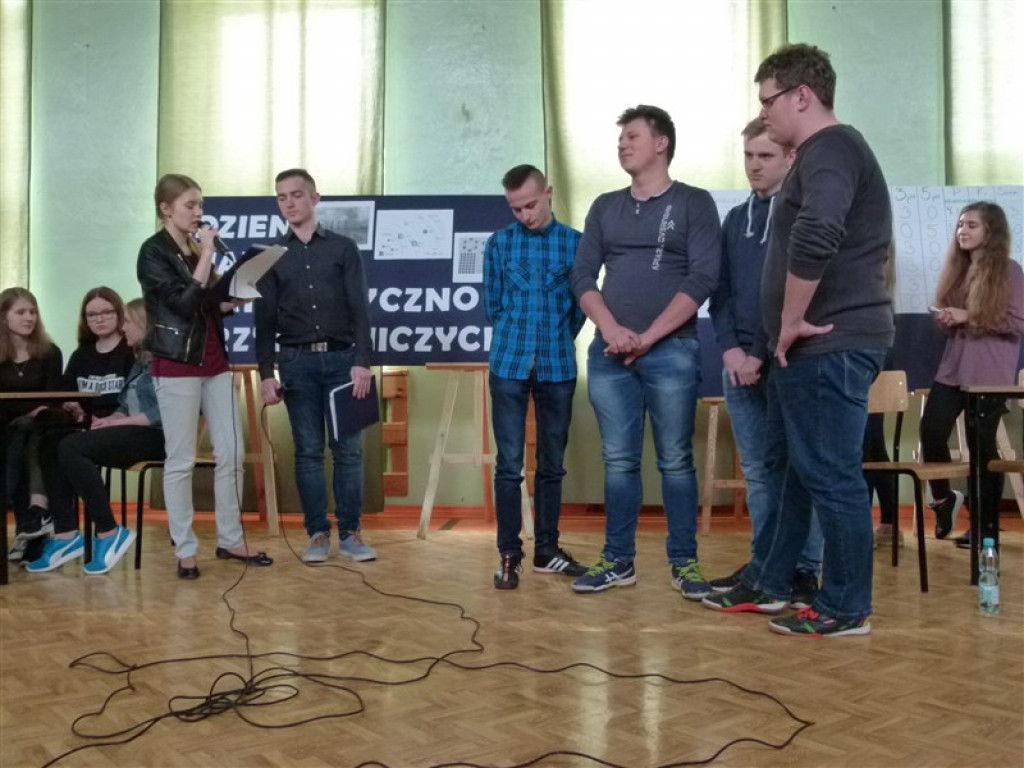 Dzień Nauk Matematyczno-Przyrodniczych w ZSLG w Głownie