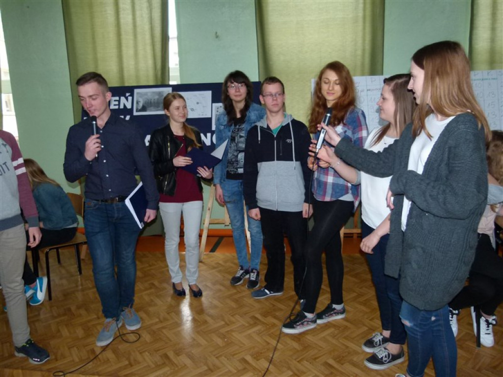 Dzień Nauk Matematyczno-Przyrodniczych w ZSLG w Głownie