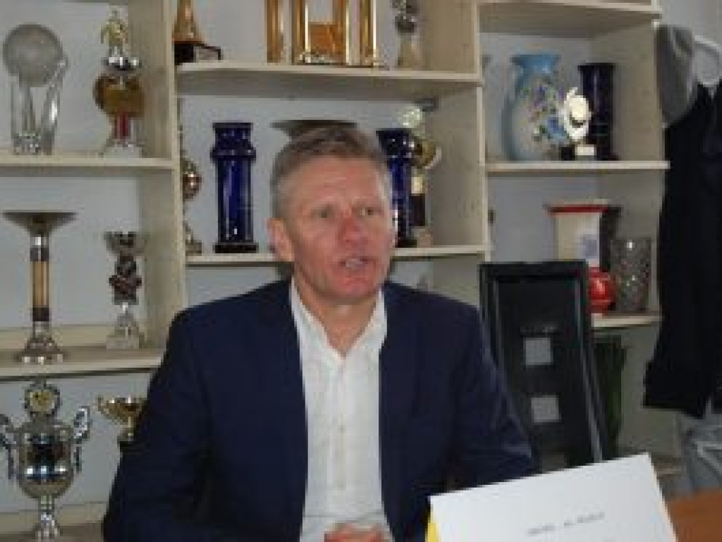Pelikan zyskuje kolejne trzy punkty