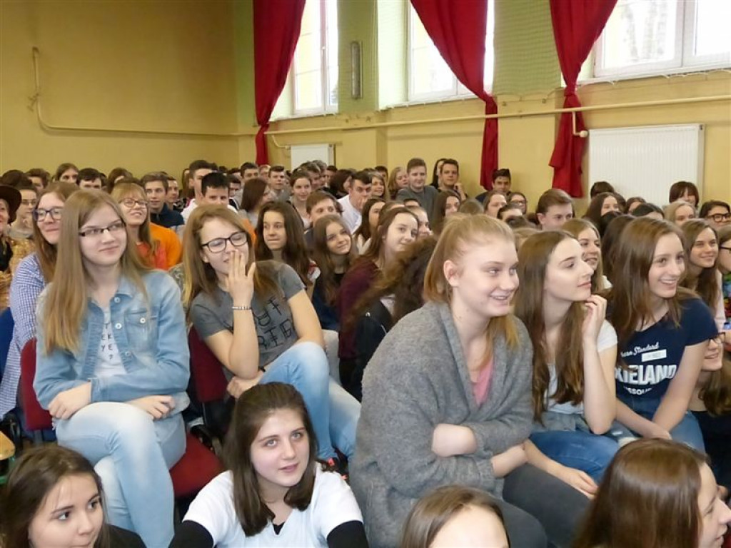 18 osób wzięło udział w Przeglądzie Talentów w Gimnazjum nr 2