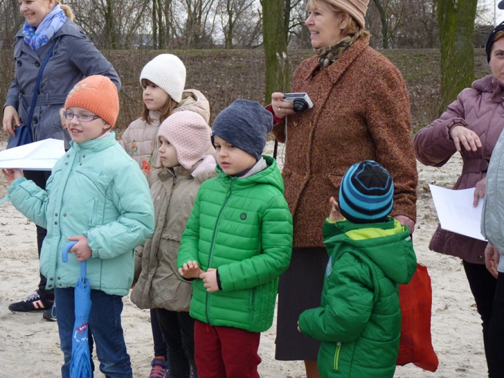 Akwarelki zatopiły kukiełkę zimy