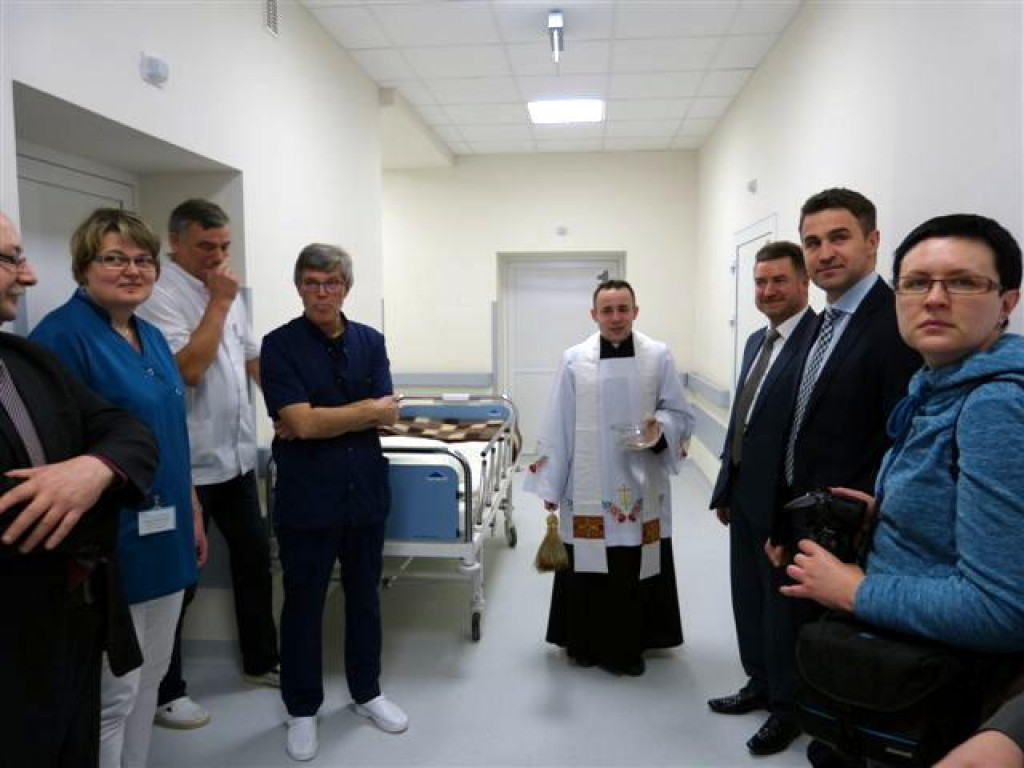 Łowicki szpital po jednym remoncie i przed następnym