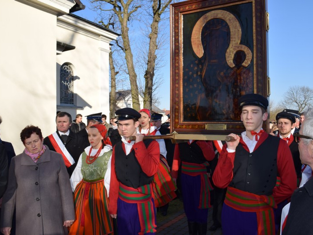 Ikona Matki Boskiej Jasnogórskiej dotarła do Sannik