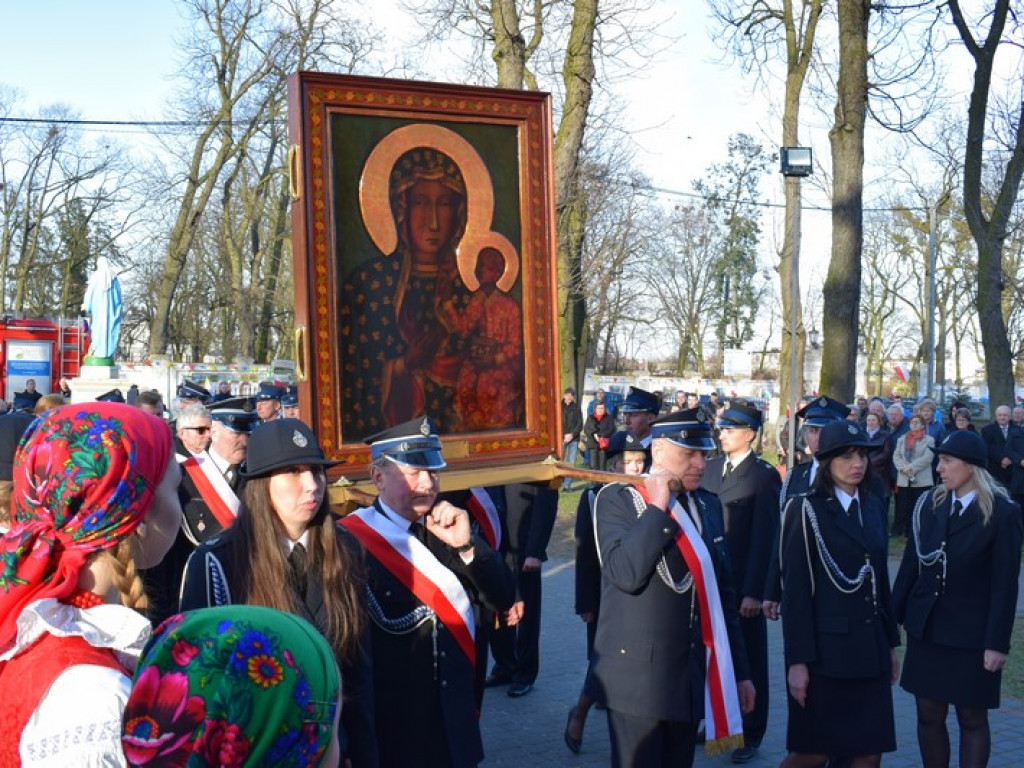 Ikona Matki Boskiej Jasnogórskiej dotarła do Sannik