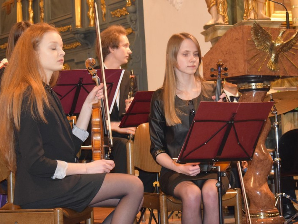 Barwny koncert na zwieńczenie diecezjalnego jubileuszu