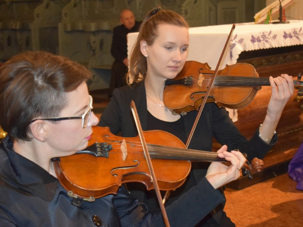 Barwny koncert na zwieńczenie diecezjalnego jubileuszu
