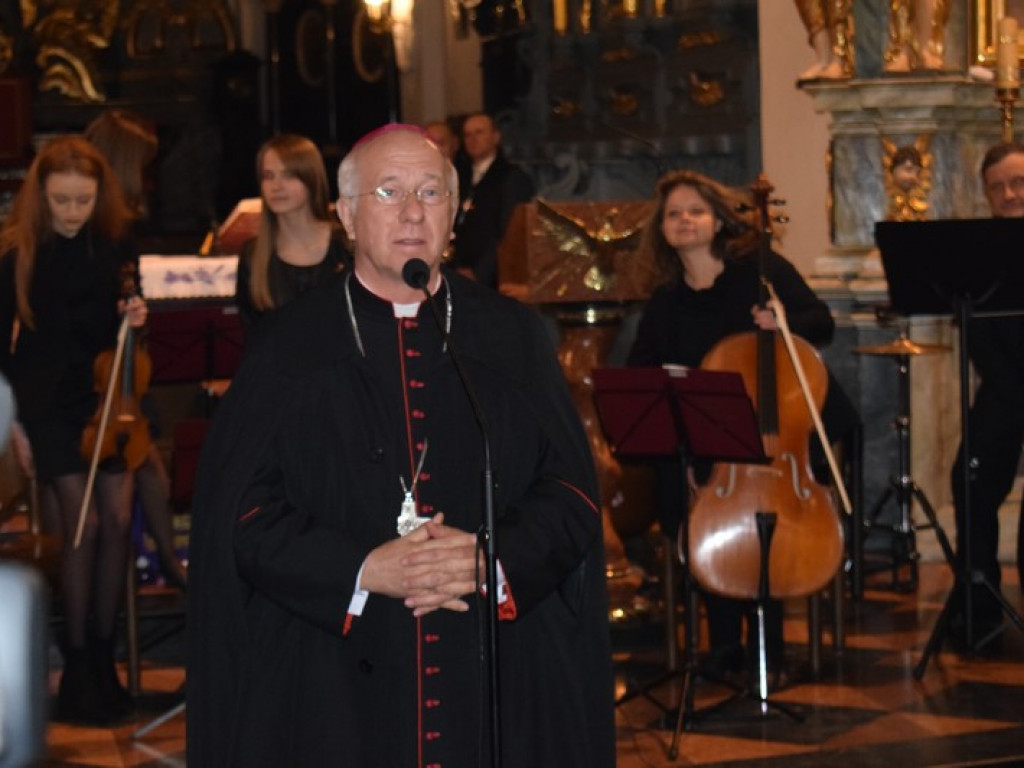 Barwny koncert na zwieńczenie diecezjalnego jubileuszu