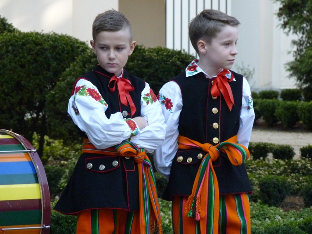 Łowickie zespoły ludowe w koncercie dla Agnieszki