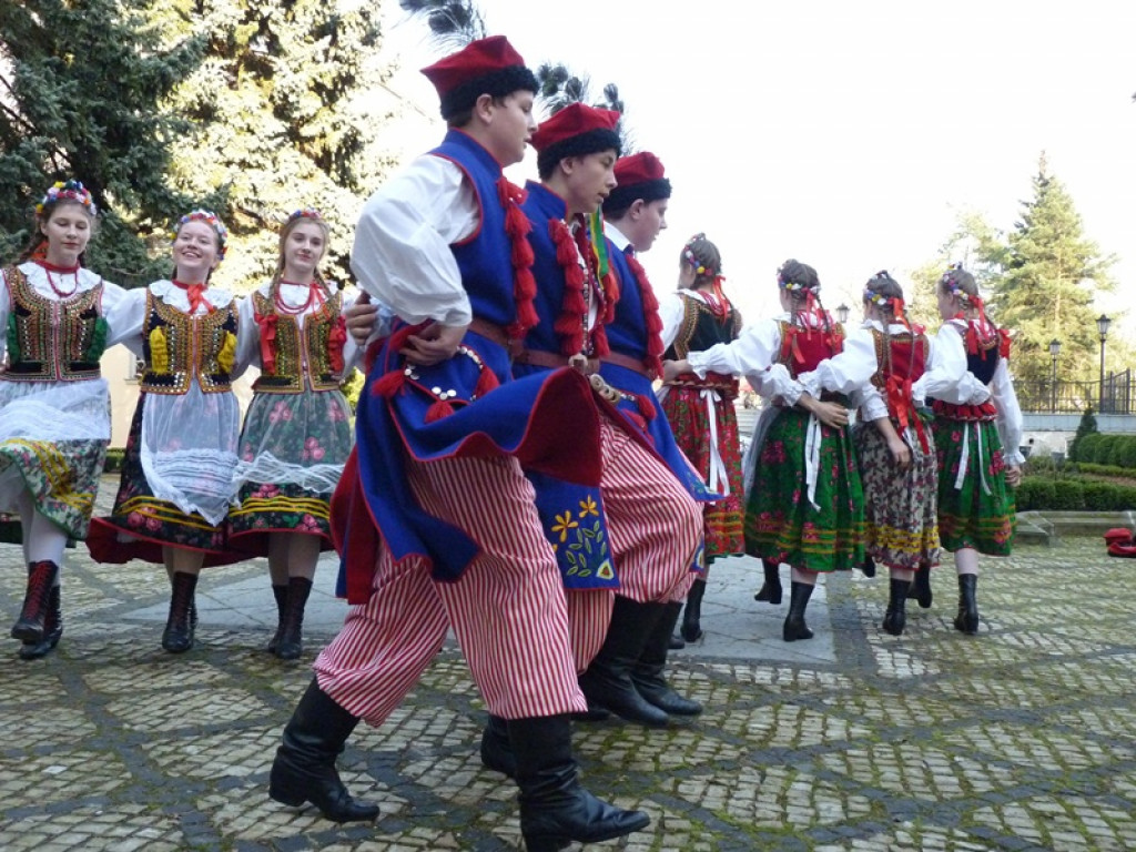 Łowickie zespoły ludowe w koncercie dla Agnieszki