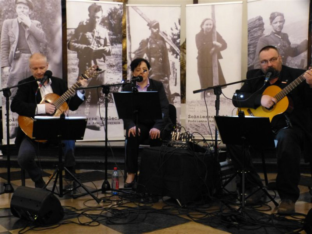 Muzyczno-poetycki hołd dla Niezłomnych