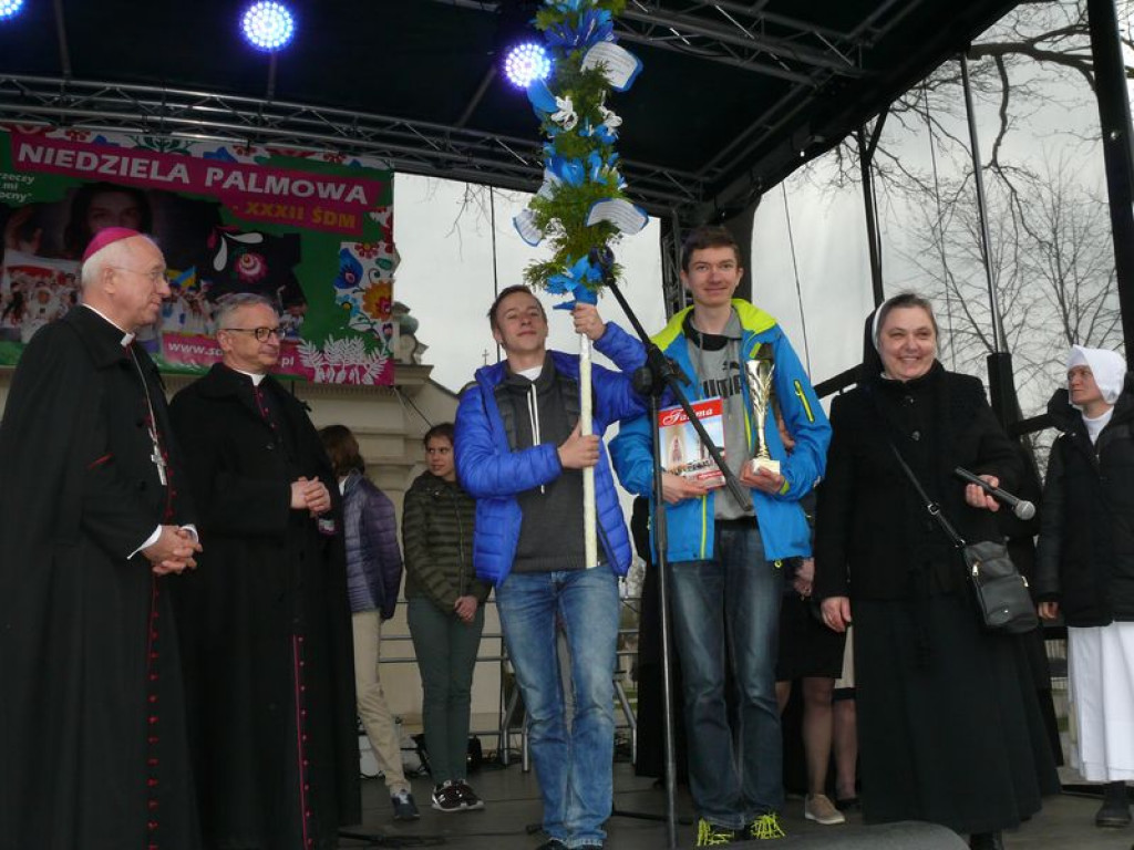Młodzi z diecezji przyjechali do Łowicza. GALERIA ZDJĘĆ