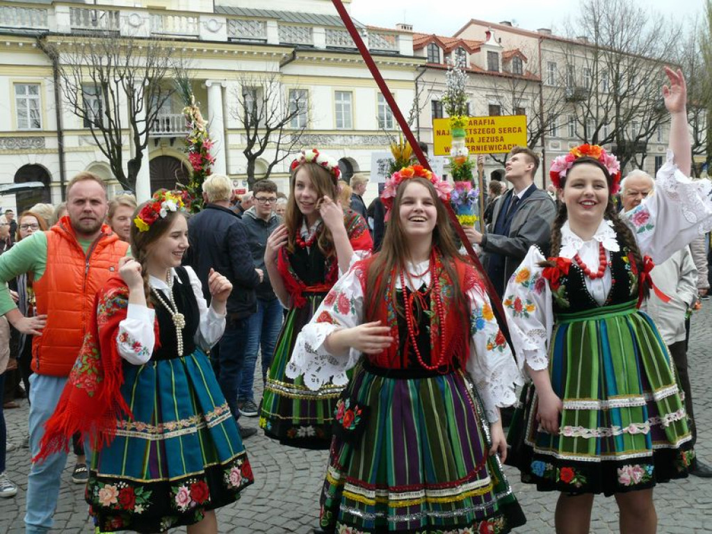 Młodzi z diecezji przyjechali do Łowicza. GALERIA ZDJĘĆ