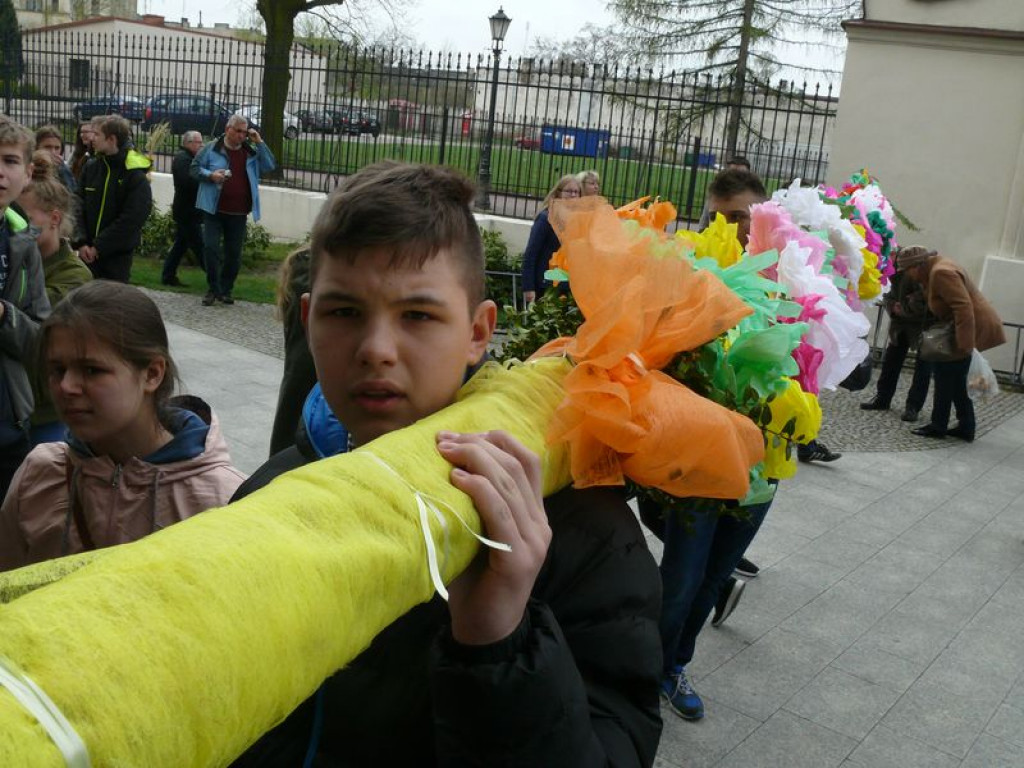 Młodzi z diecezji przyjechali do Łowicza. GALERIA ZDJĘĆ