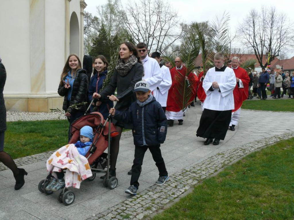 Młodzi z diecezji przyjechali do Łowicza. GALERIA ZDJĘĆ
