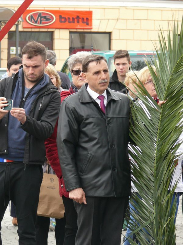 Młodzi z diecezji przyjechali do Łowicza. GALERIA ZDJĘĆ