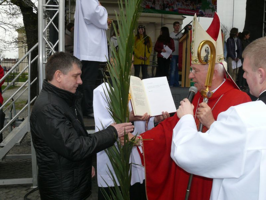 Młodzi z diecezji przyjechali do Łowicza. GALERIA ZDJĘĆ